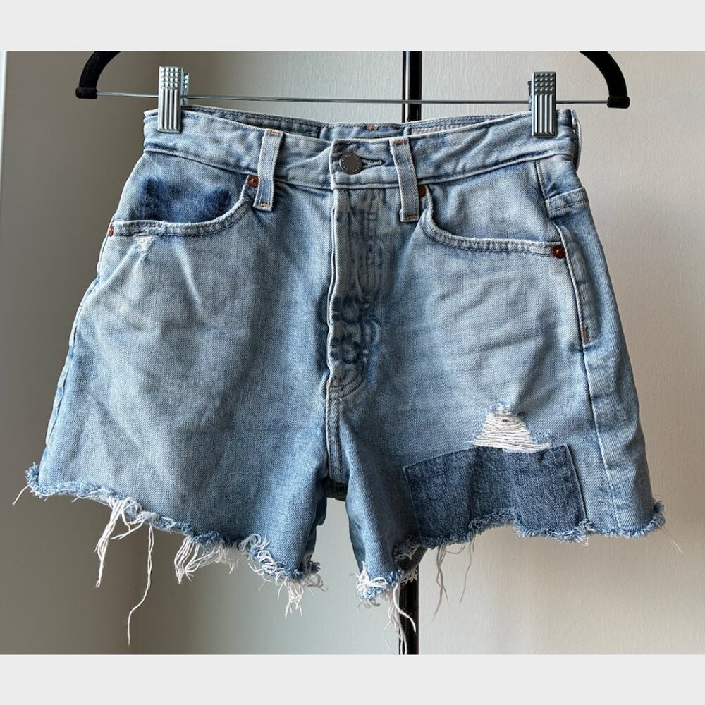 Adriano Goldschmied	Alexxis Jean Short - High Rise Wedgie Distressed Patchwork